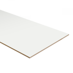 Witte ondervloerplaat met vlakke structuur en dunne zijkant zichtbaar, geschikt als isolerende en egaliserende ondervloer voor diverse soorten vloeren.