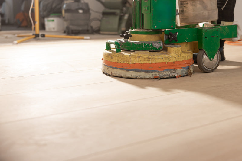 Houtbewerkingen gerookt geborsteld verouderd