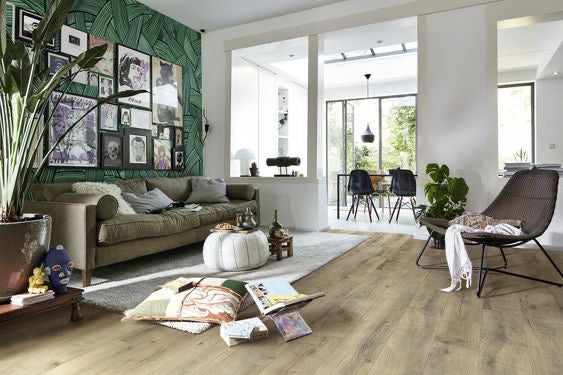 Welke houten vloeren zijn geschikt voor de woonkamer
