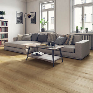 donker bruin eiken vloer met lichte houtnerven en een subtiele matte structuur, brede planken zonder opvallend patroon
