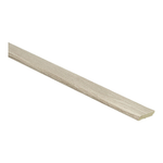 plint met licht beige eiken houtstructuur, smalle rand met lichte nerf en zachte afwerking