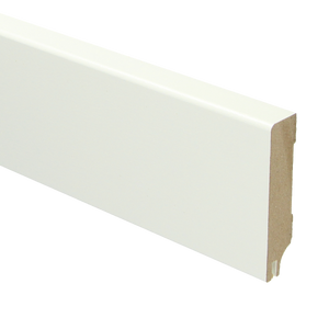 16331 MDF Moderne plint 70x15 RAL 9010 + uitsparing