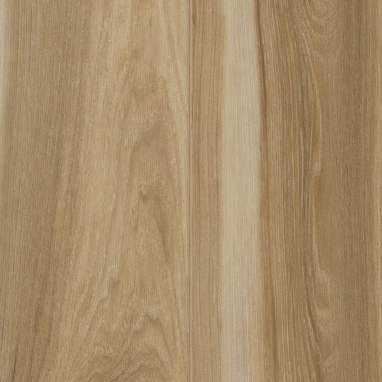 licht beige eiken vloer met subtiele houtnerfstructuur en grote planken zonder zichtbaar patroon