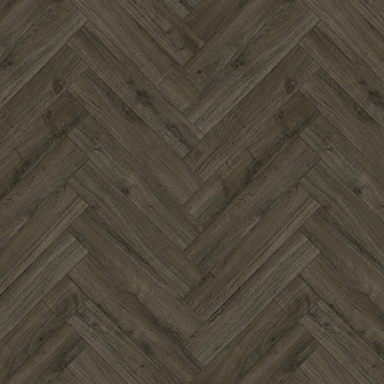 donker grijs bruin vloer in visgraatpatroon met subtiele houtstructuur en matte afwerking