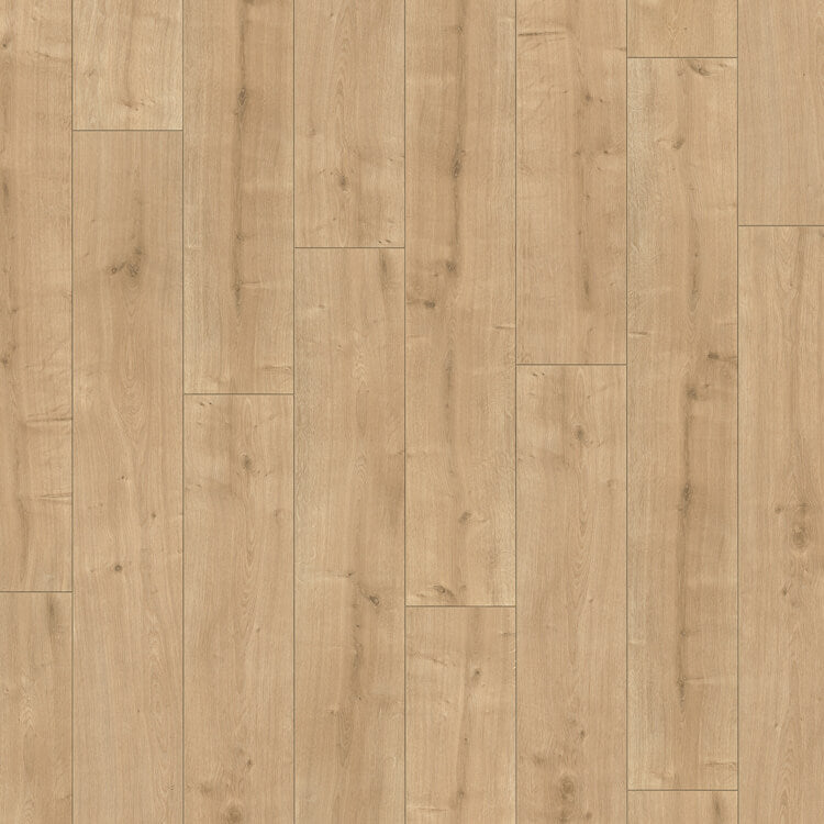 licht beige eiken vloer met rechte planken en subtiele houtstructuur met kleine noesten zichtbaar