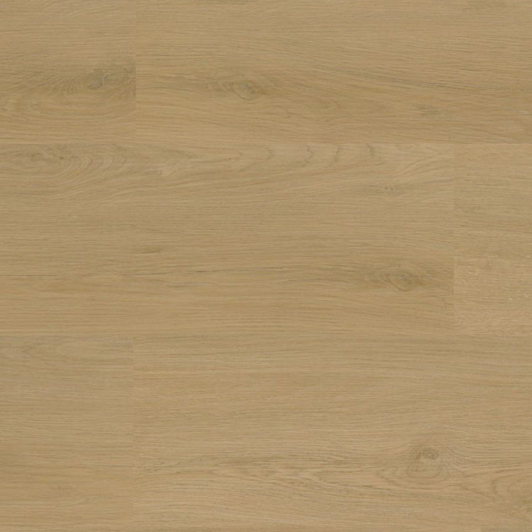 licht beige eiken vloer met subtiele houtnerfstructuur en natuurlijke noesten, plankbreedte gemiddeld