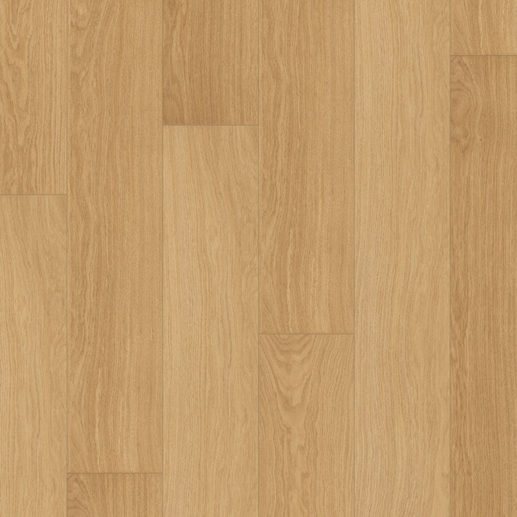 licht eiken vloer met rechte brede planken en subtiele houtstructuur in een warme beige tint