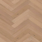 licht beige eiken visgraatvloer met natuurlijke houtstructuur en zichtbare noesten
