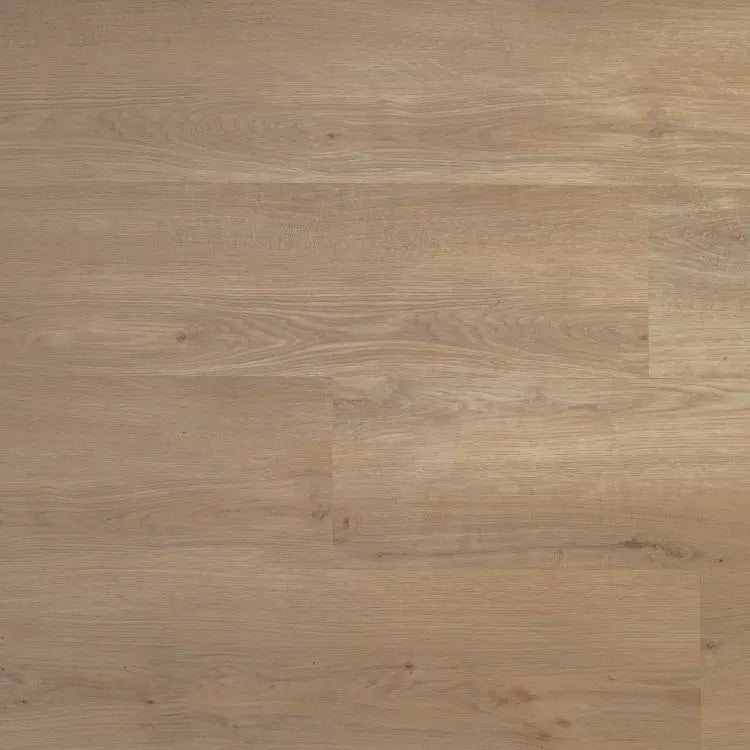 lichte eiken vloer met een subtiele houtstructuur en brede planken in een naturel beige kleurtoon