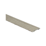 lichte beige eiken plint met subtiele houtnerfstructuur en licht matte afwerking