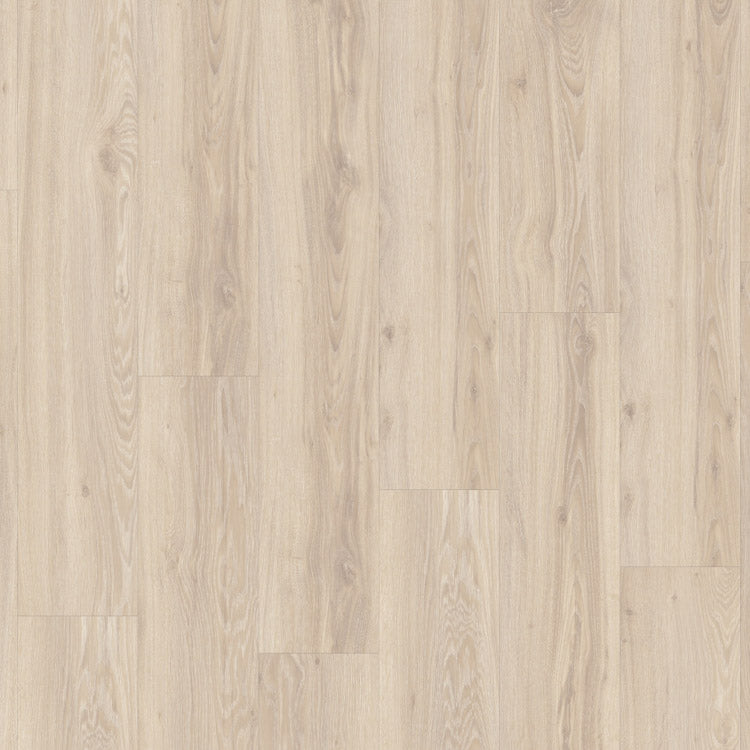 licht beige eiken vloer met een subtiele houtnerfstructuur en matte afwerking, brede planken in een recht gelegd patroon