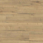 licht beige eiken vloer met een matte afwerking en subtiele houtnerven in een recht gelegd patroon met brede planken
