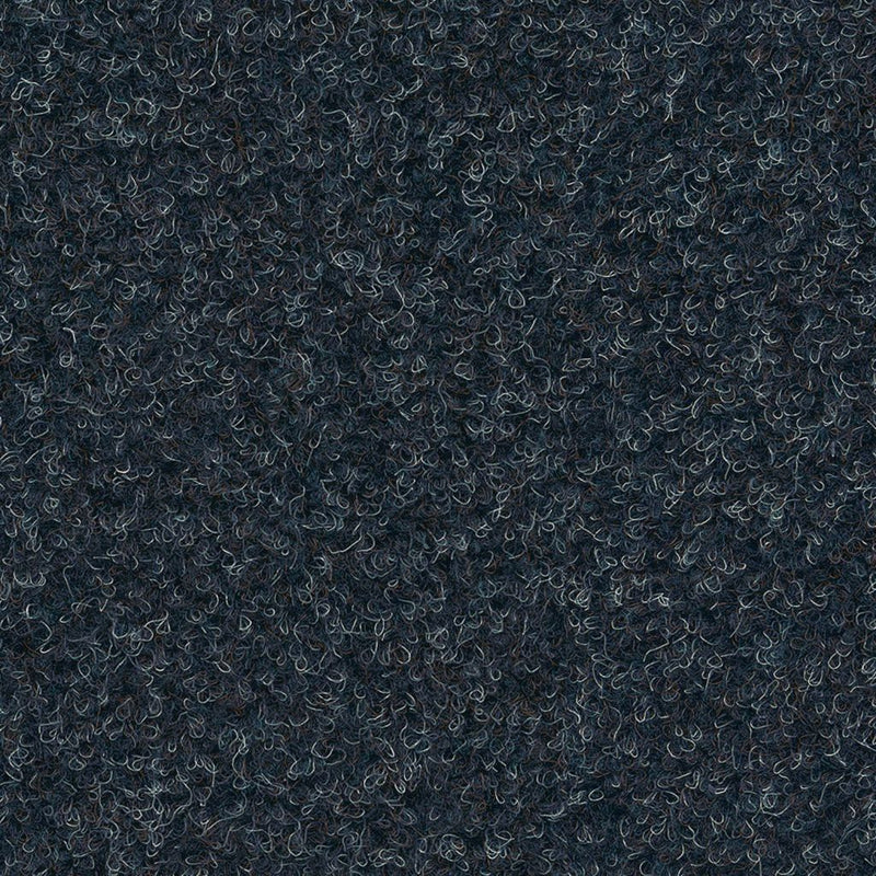 donkergrijs tapijt met dichte lusstructuur en subtiele lichte en blauwe accenten