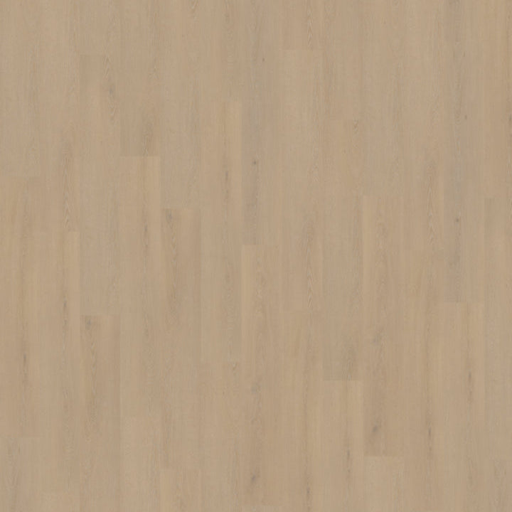 licht beige eiken vloer met een subtiele houtstructuur en fijne nerf, brede planken zonder zichtbaar patroon
