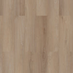 licht beige eiken vloer met subtiele houtnerven en een matte, fijne houtstructuur in brede planken zonder patroon
