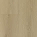 lichte beige eiken vloer met brede planken en subtiele houtstructuur