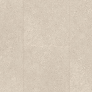 licht beige tegelvloer met grote, mat afgewerkte tegels in een subtiel korrelig patroon zonder opvallende structuur