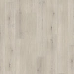 licht grijs eiken vloer met brede planken en subtiele knoesten en nerven, fineerstructuur zichtbaar